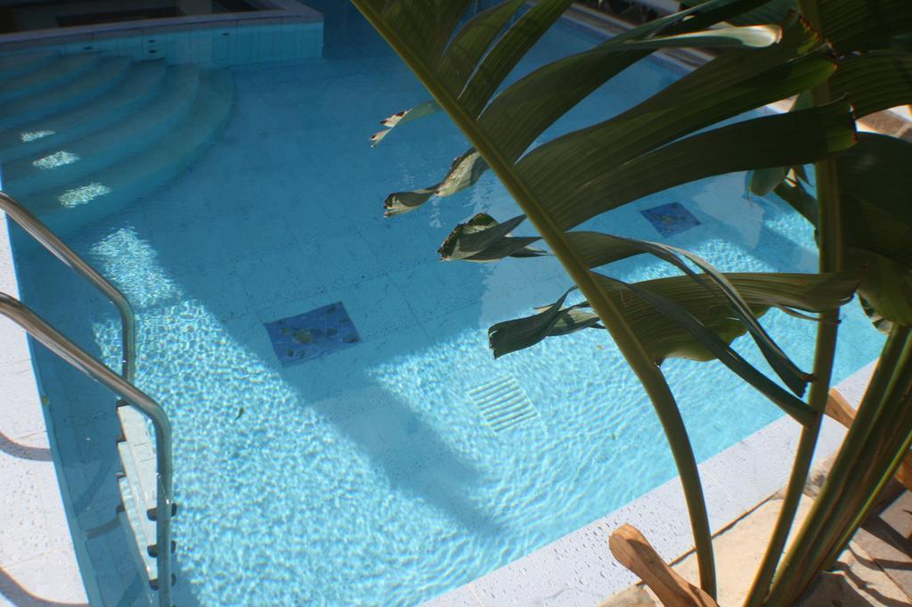 The Bright Star Resort Diani Beach Bagian luar foto