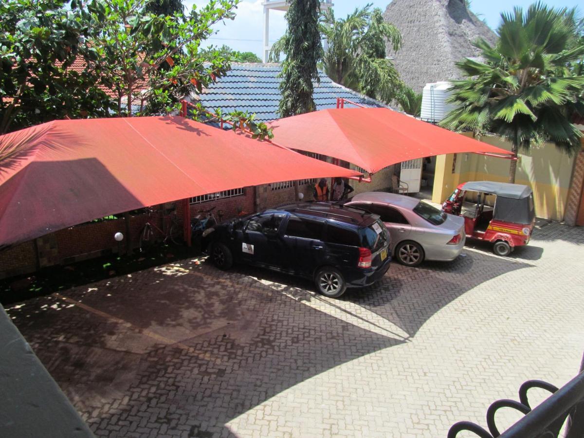 The Bright Star Resort Diani Beach Bagian luar foto